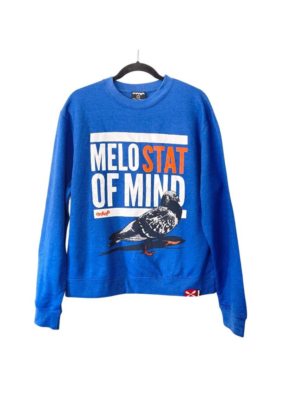 Entree Size S NBA NY Knicks MELO STAT OF MIND Pullover Crew Neck Sweatshirt